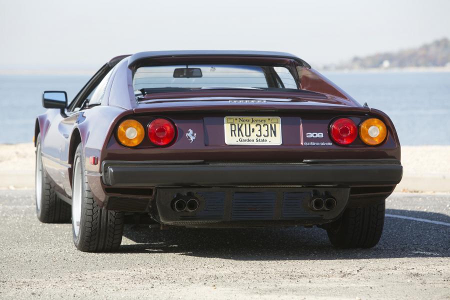  Ferrari 308 GTS Quattrovalvole 1982 года  (US) (фото 7 из 25)
